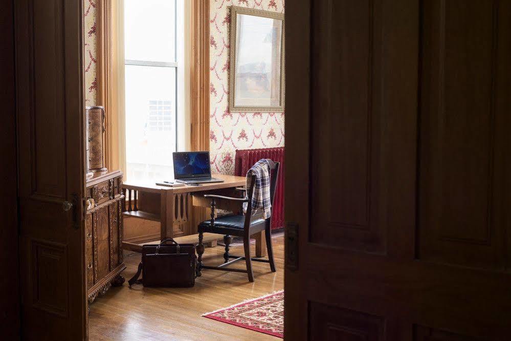 Decker Hotel & Bar Maquoketa Экстерьер фото
