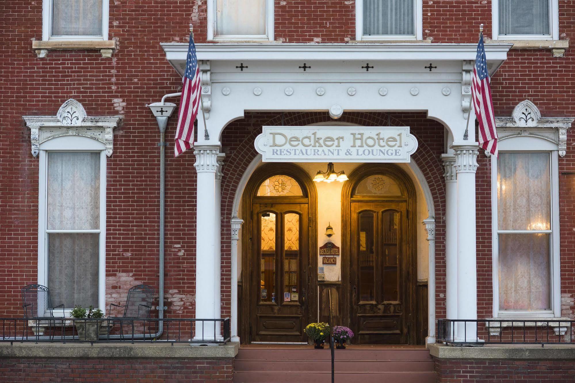 Decker Hotel & Bar Maquoketa Экстерьер фото